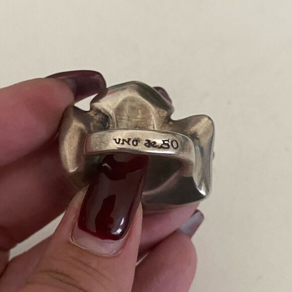 UNO de 50 Chunky Crystal Statement Ring - Picture 5 of 5